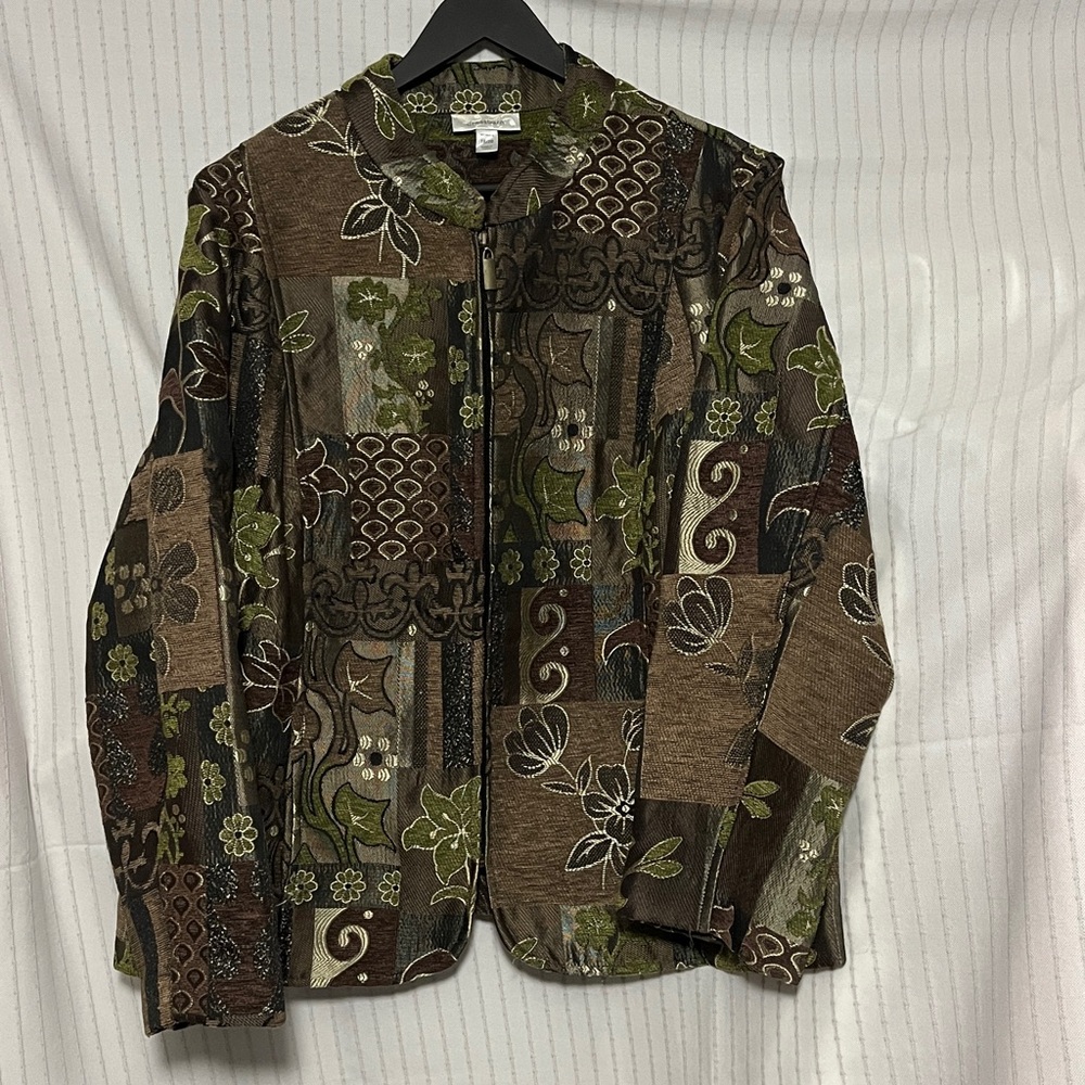Dressbarn Botanical Tapestry Zippered Jacket